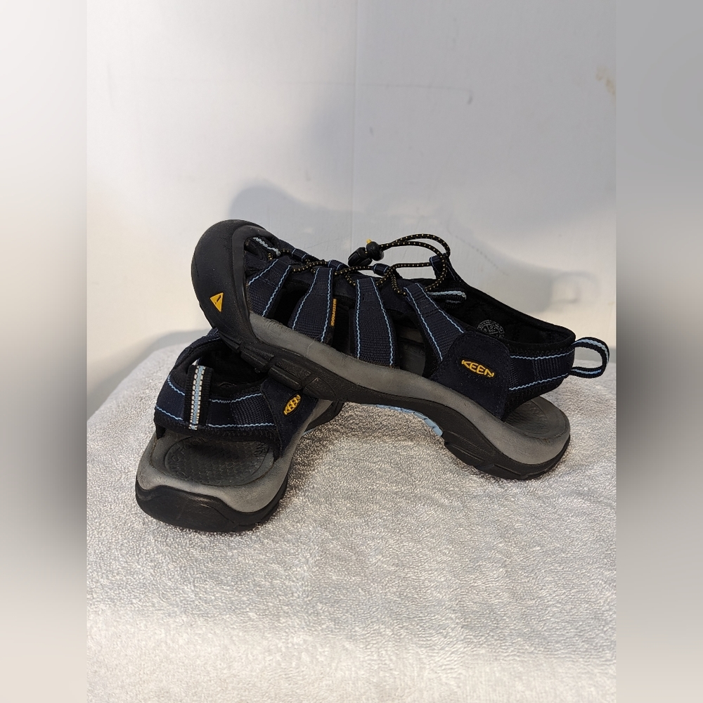 Women's KEEN "Newport H2" Blue Water Sport Sandals Size 9.5 Waterproof Hiking